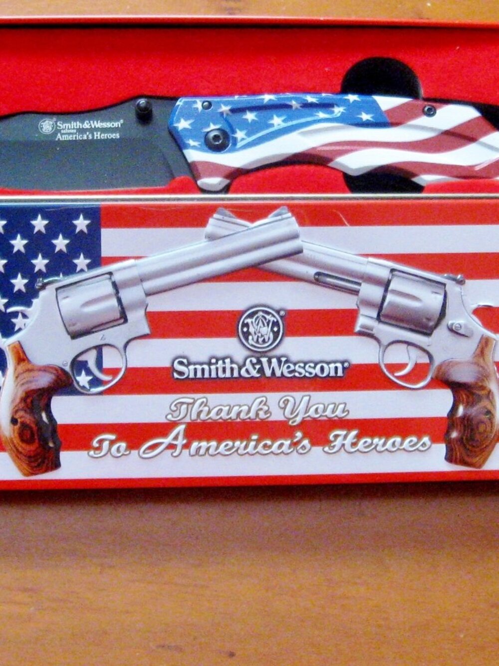 Smith & Wesson America's Heroes Pocketknife Stainless Steel Pocketknife America
